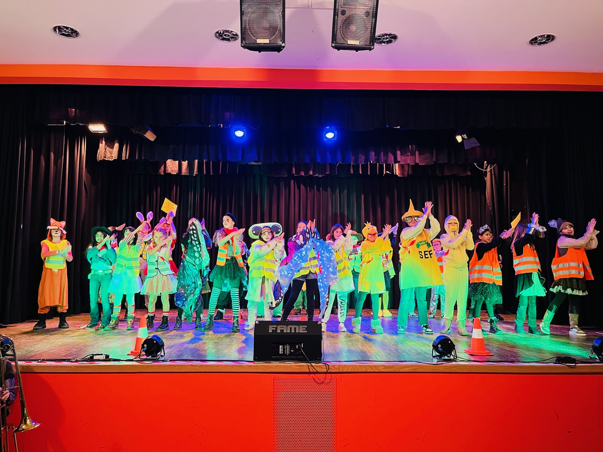 Karneval am SGP: Eine Aula voller Musik, Tanz und guter Laune