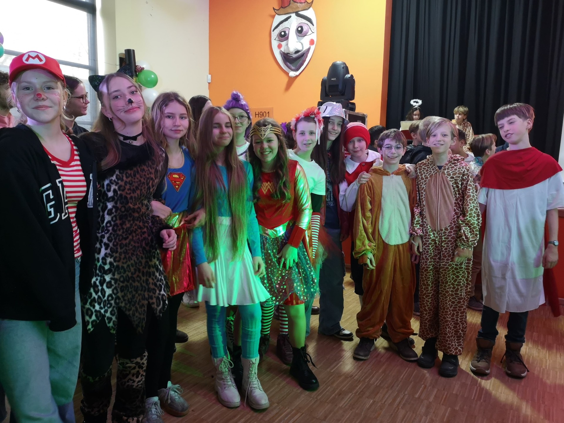 Loss mer singe am SGP – Ein karnevalistisches Highlight für die ganze Schulgemeinschaft